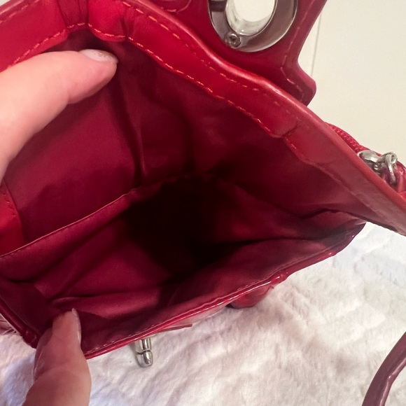 🔥Coach Poppy Patent Cherry Red Crossbody Bag VINTAGE - Picture 4 of 8